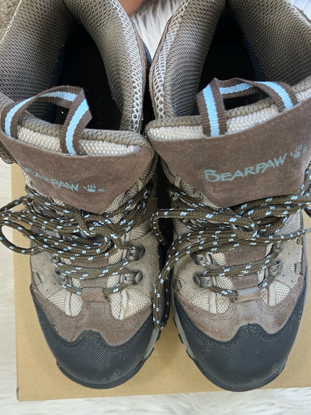 Bearpaw hiking boots, waterproof brown size 7 - Picture 11 of 13
